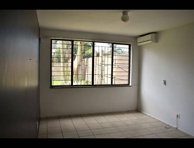 BEDROOM APARTMENT RENTED IN MANORS